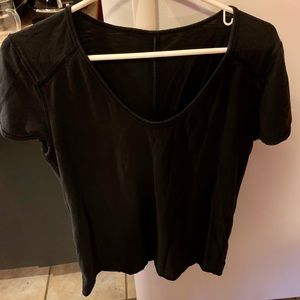 Lululemon black tee sz 8